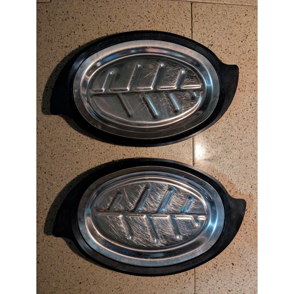 2 Vintage Nordic Ware Sizzler Platters & Holders Steak & Fajita Plates